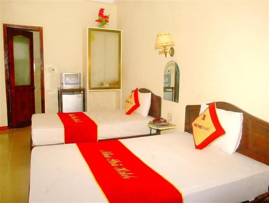 Nhu Phu Hotel Hue Buitenkant foto