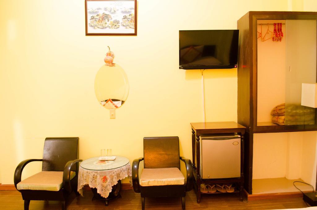 Nhu Phu Hotel Hue Buitenkant foto