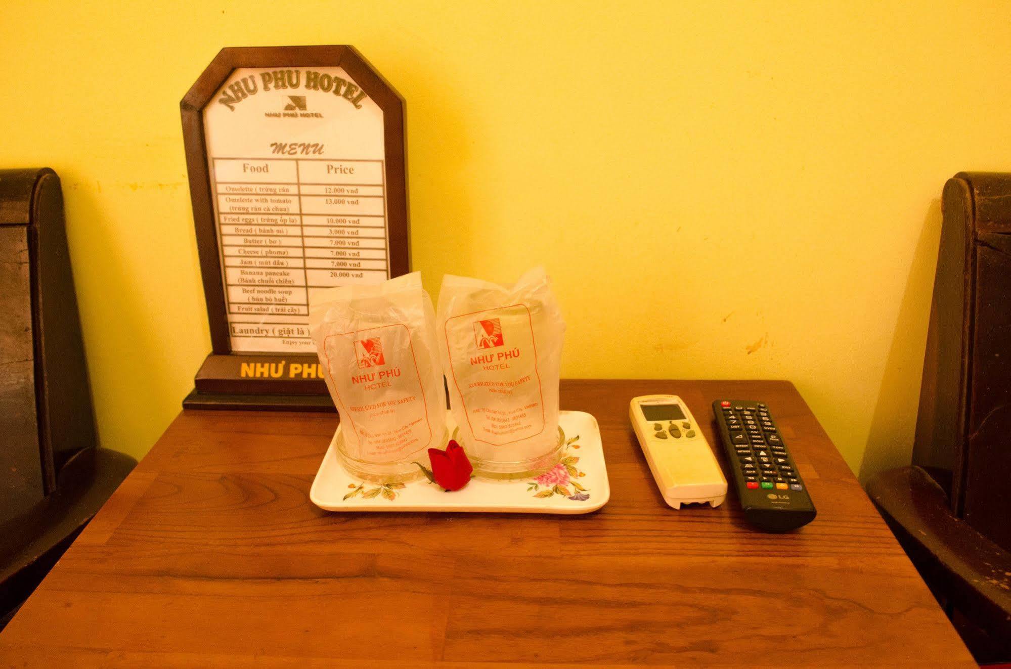 Nhu Phu Hotel Hue Buitenkant foto
