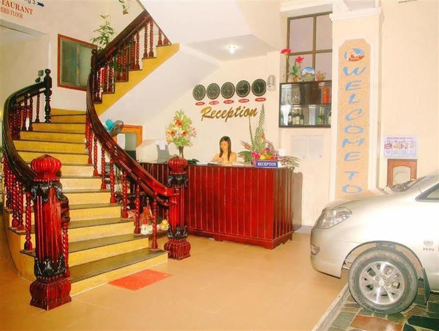 Nhu Phu Hotel Hue Buitenkant foto